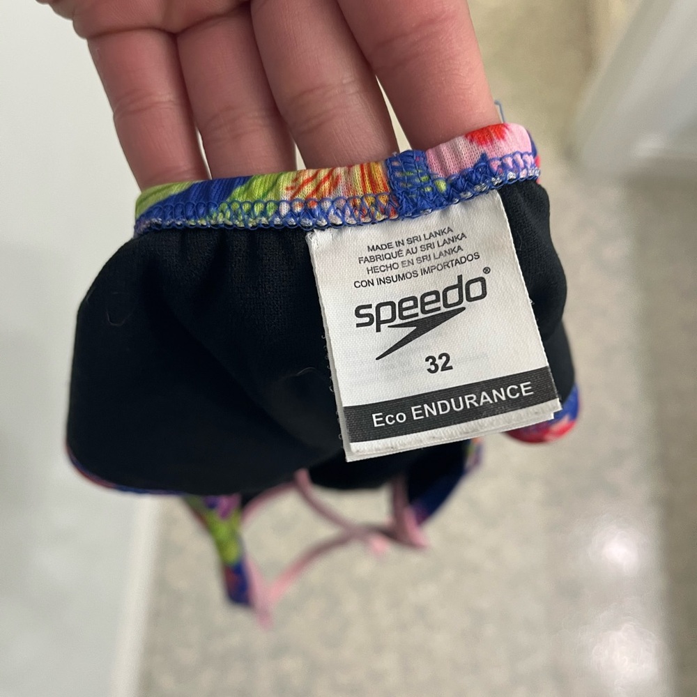 Speedo 32 - Picture 4 of 4